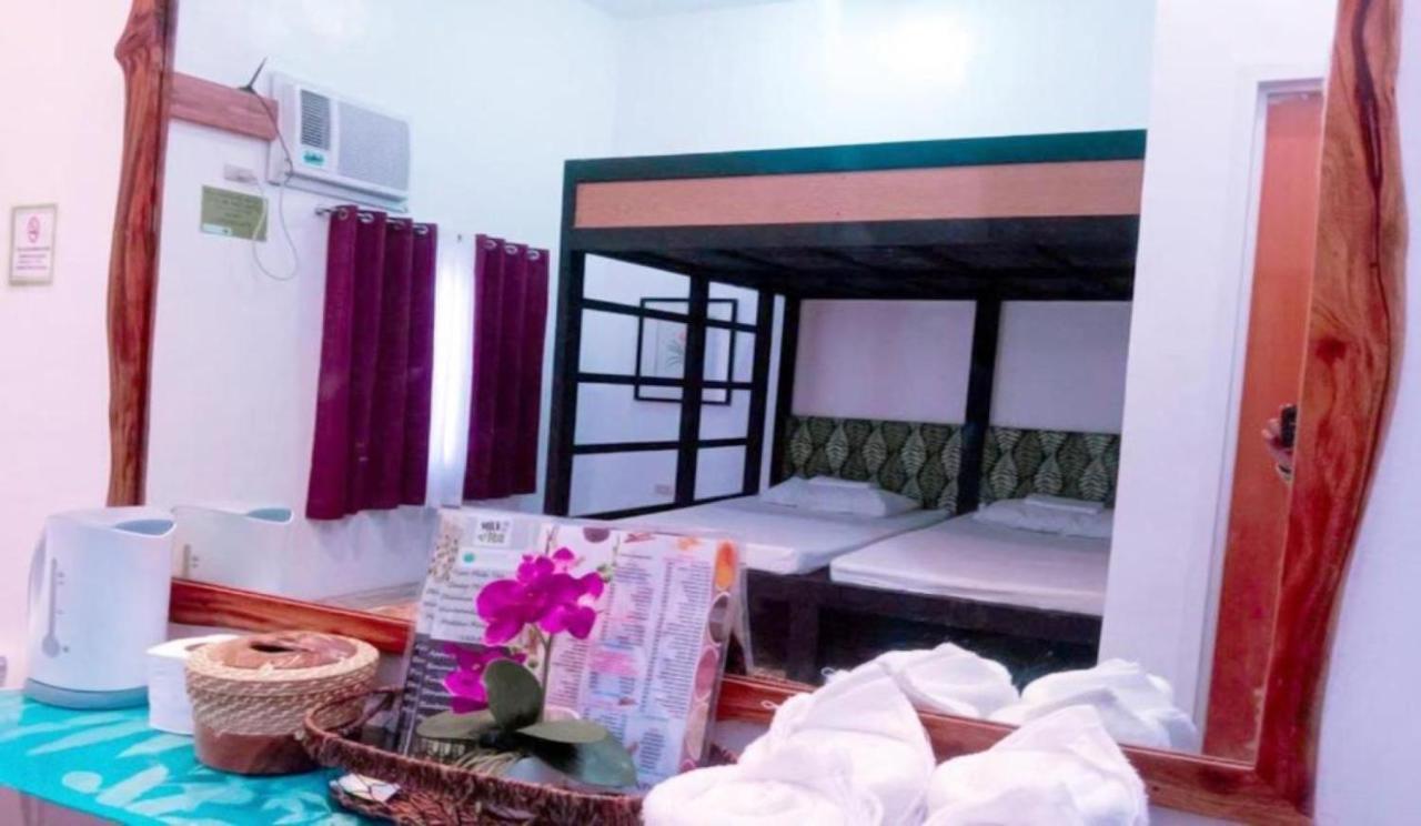 Floating Sanctuary Resort Powered By Cocotel Bulacan ภายนอก รูปภาพ